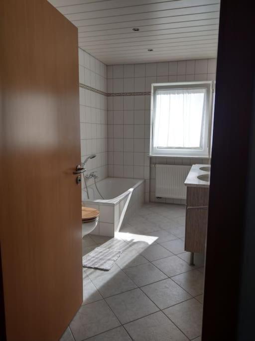 Wald-Apartment Limbach-Oberfrohna Exterior foto